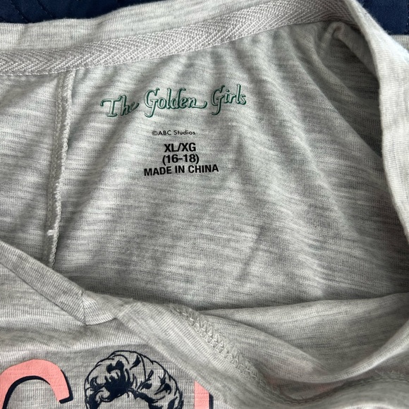 Golden girls stay golden crop top.  Thin, gray size XL (16-18) - Picture 3 of 4